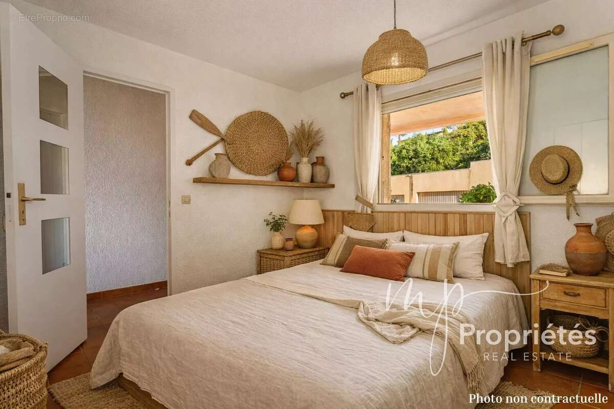 Appartement à RAYOL-CANADEL-SUR-MER