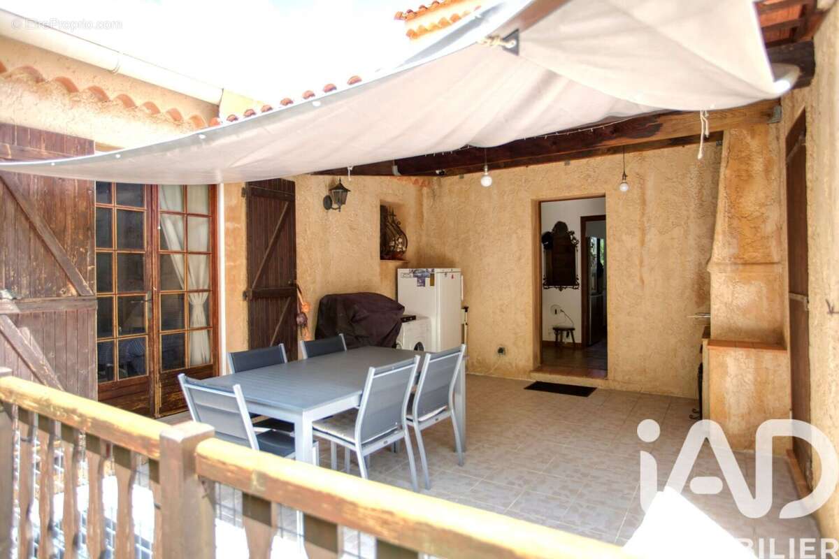 Photo 3 - Maison à MANDELIEU-LA-NAPOULE