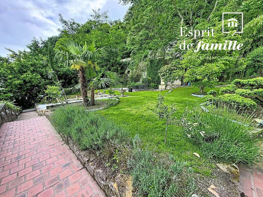 Appartement à CALUIRE-ET-CUIRE