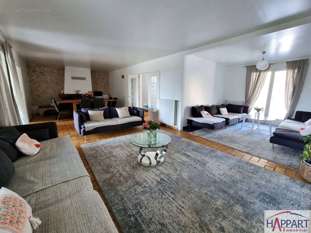 Maison à BOISSETTES