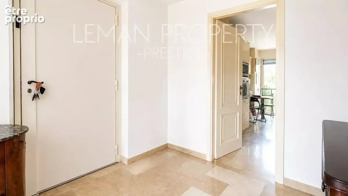 Appartement 85 m2 terrasse,loggias,parking,cave,piscine - photo 11
