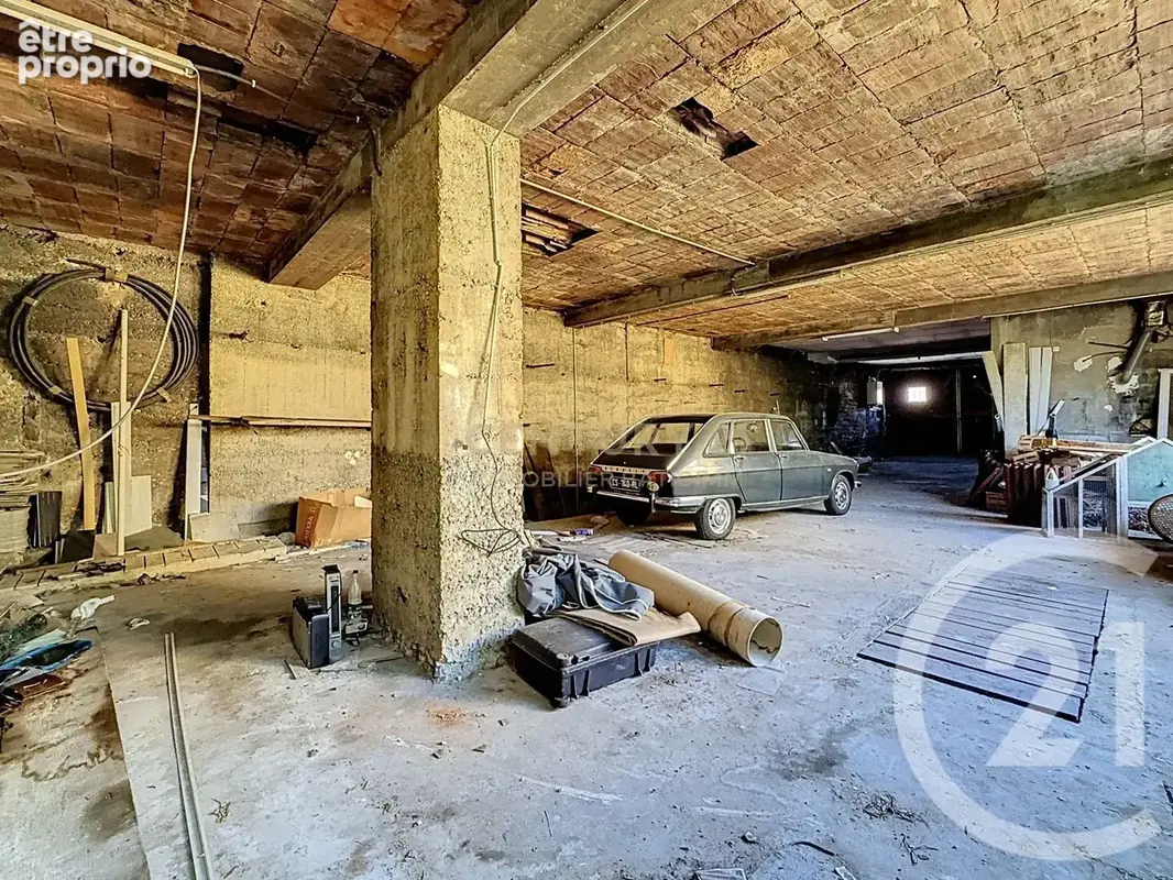 Maison 8 pièces 253 m² à vendre à Bourgoin-Jallieu (38300) - photo 23