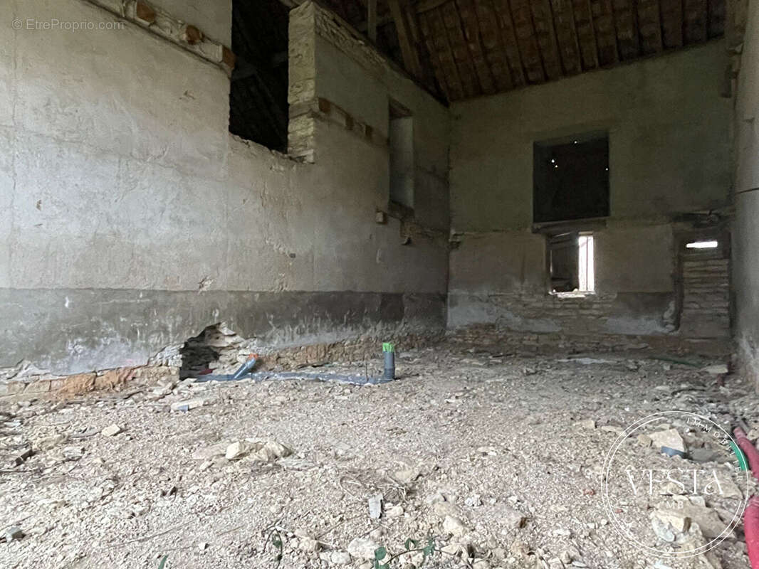 Maison à NORGES-LA-VILLE