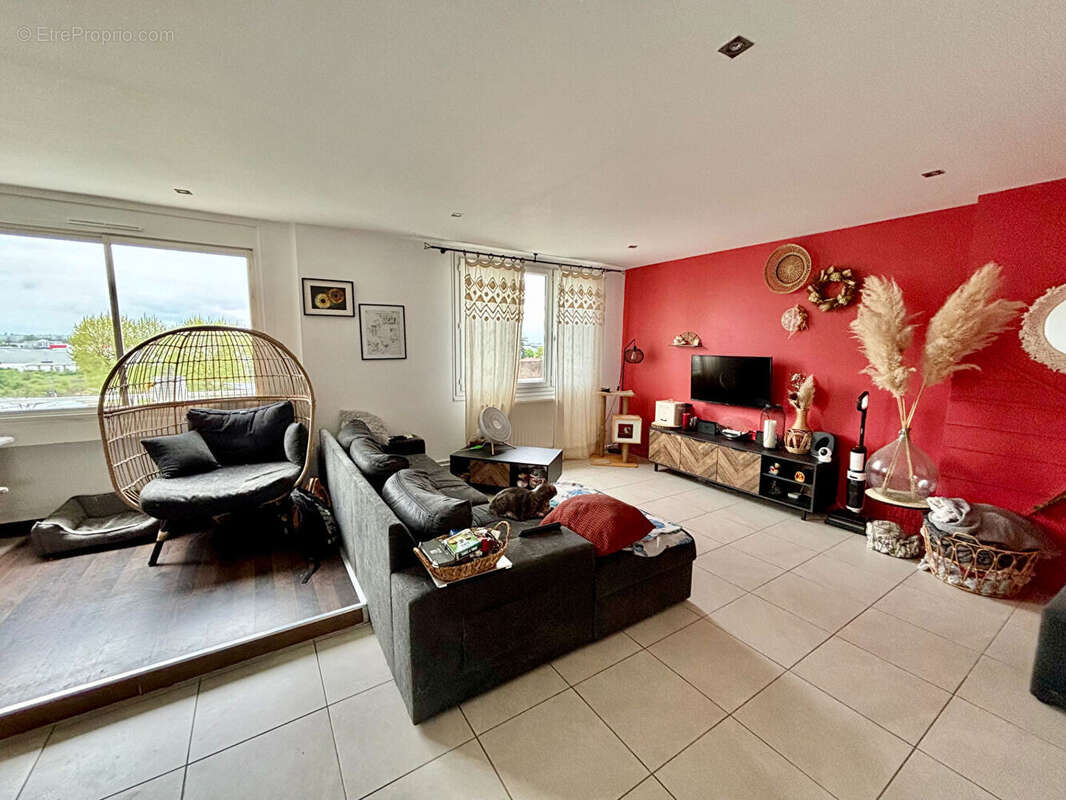 Appartement à MONTLUEL