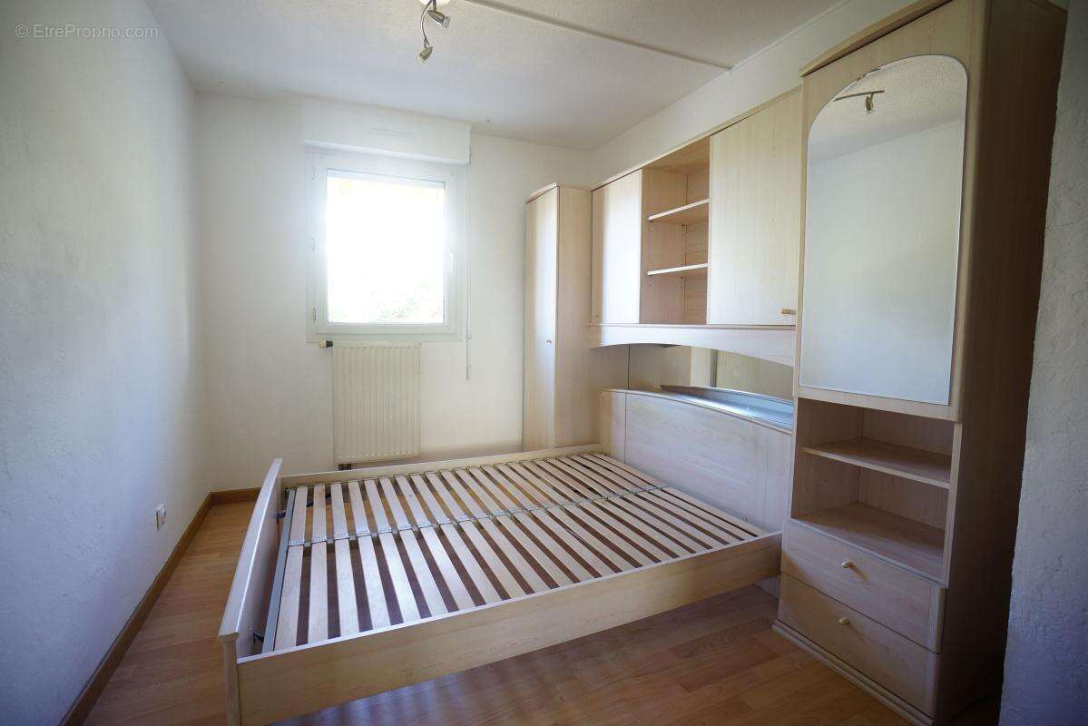 Ideal pour famille - beaux volumes - garage - 36m² de sejour - photo 8