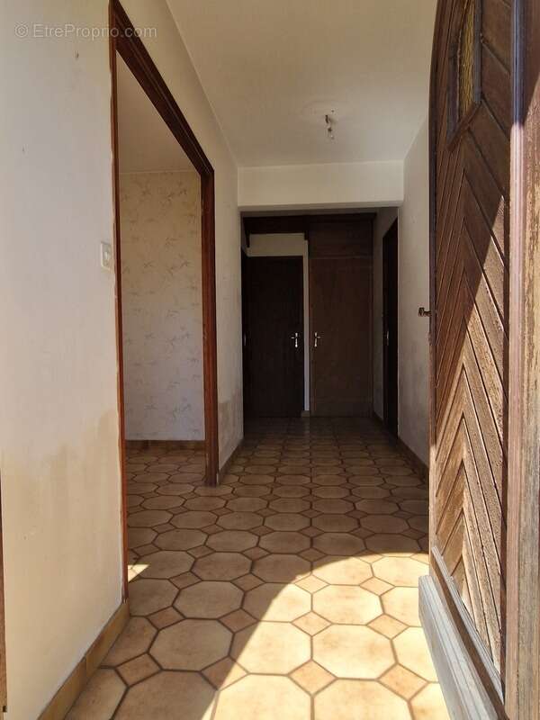 Maison à POMMERIT-LE-VICOMTE