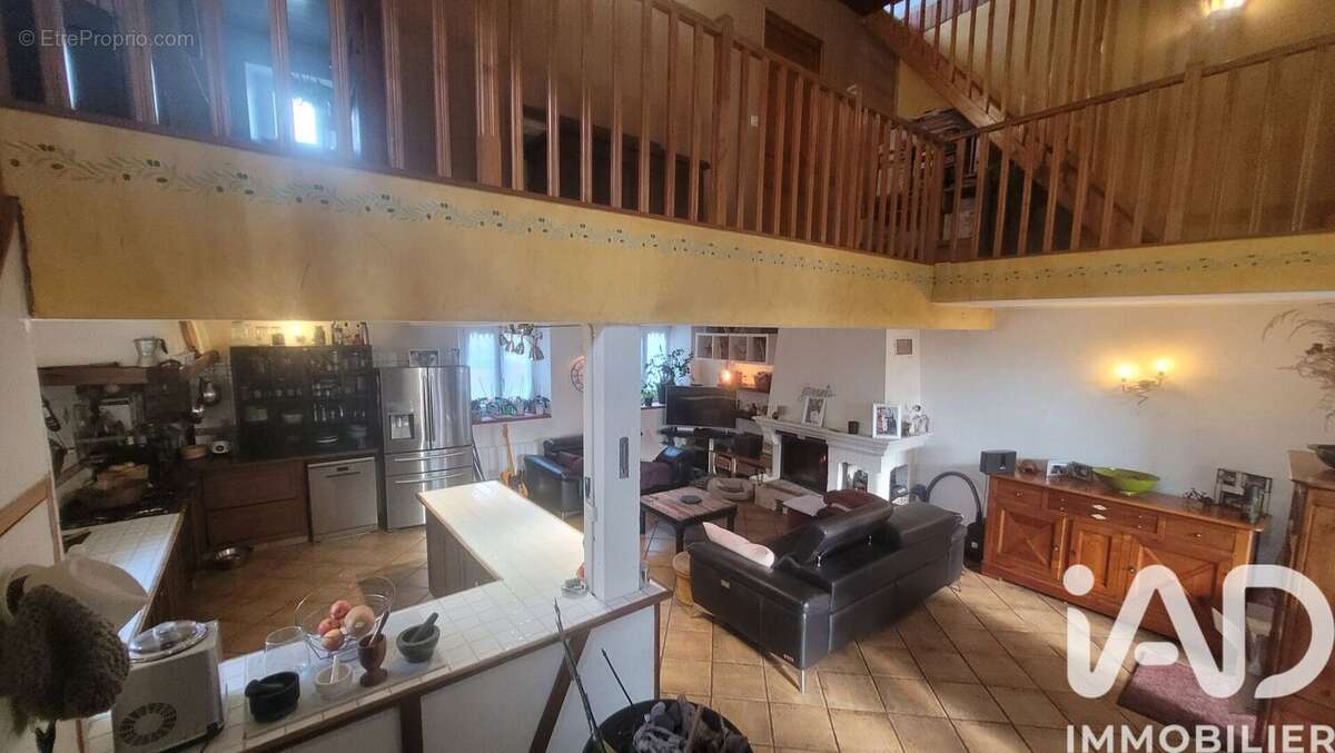 Photo 3 - Maison à ETREPILLY