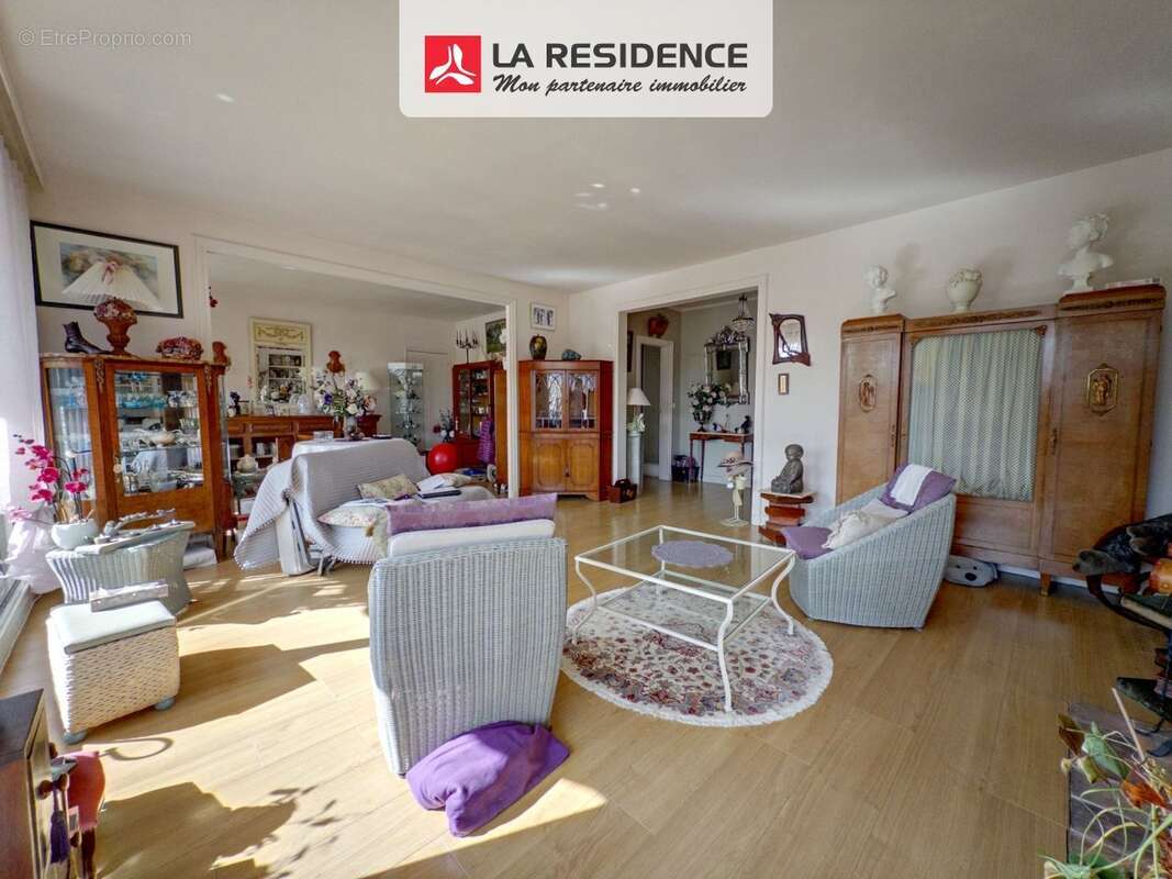 Appartement à NOISY-LE-ROI