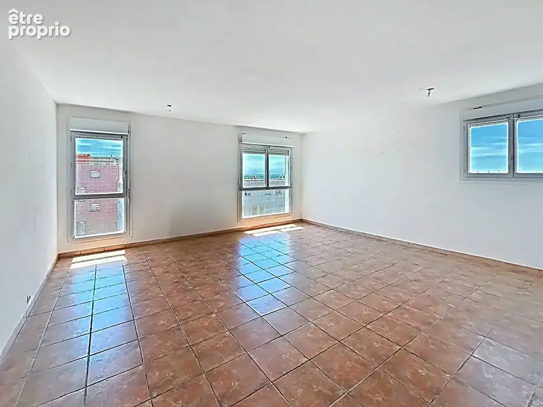 Appartement Port De Bouc 4 pièce(s) 87.63 m2 - photo 2