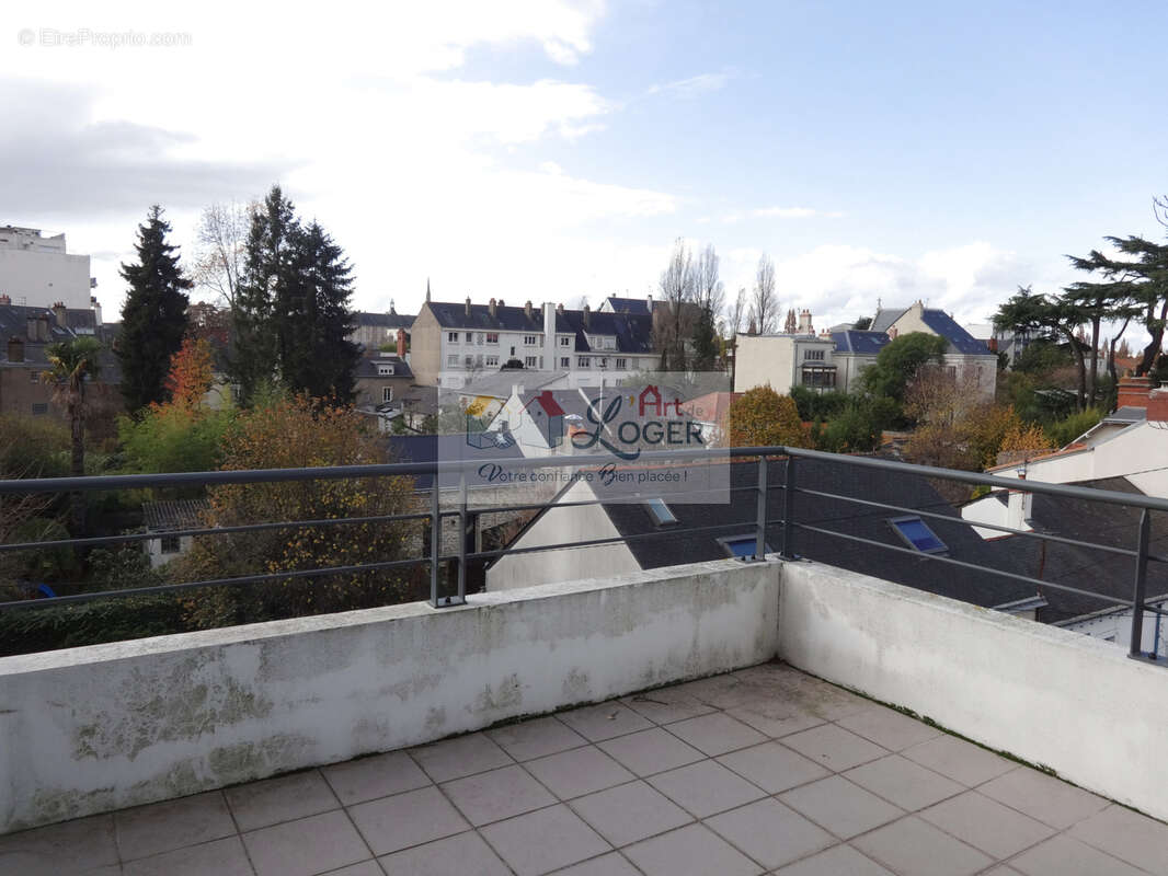 NANTES Rond Point de Rennes  Appartement type 3/4, - photo 4