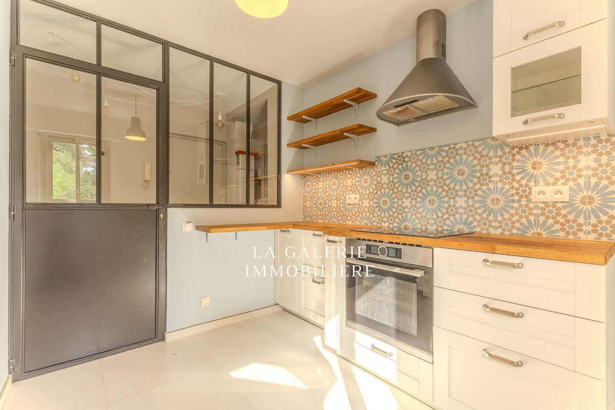 Appartement à SURESNES