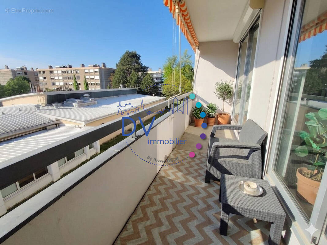 Appartement à LYON-9E