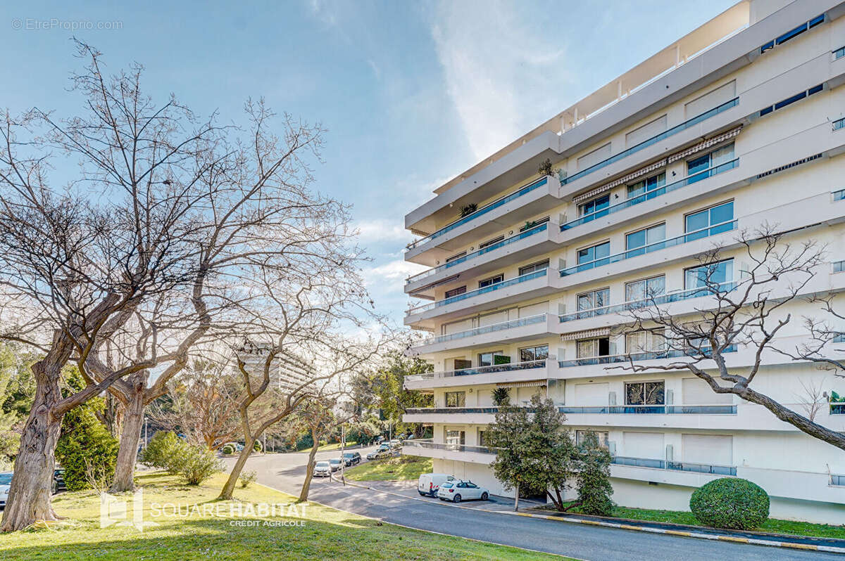 Appartement à MARSEILLE-8E