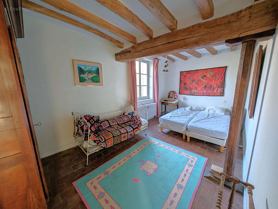 Maison à CHARBUY