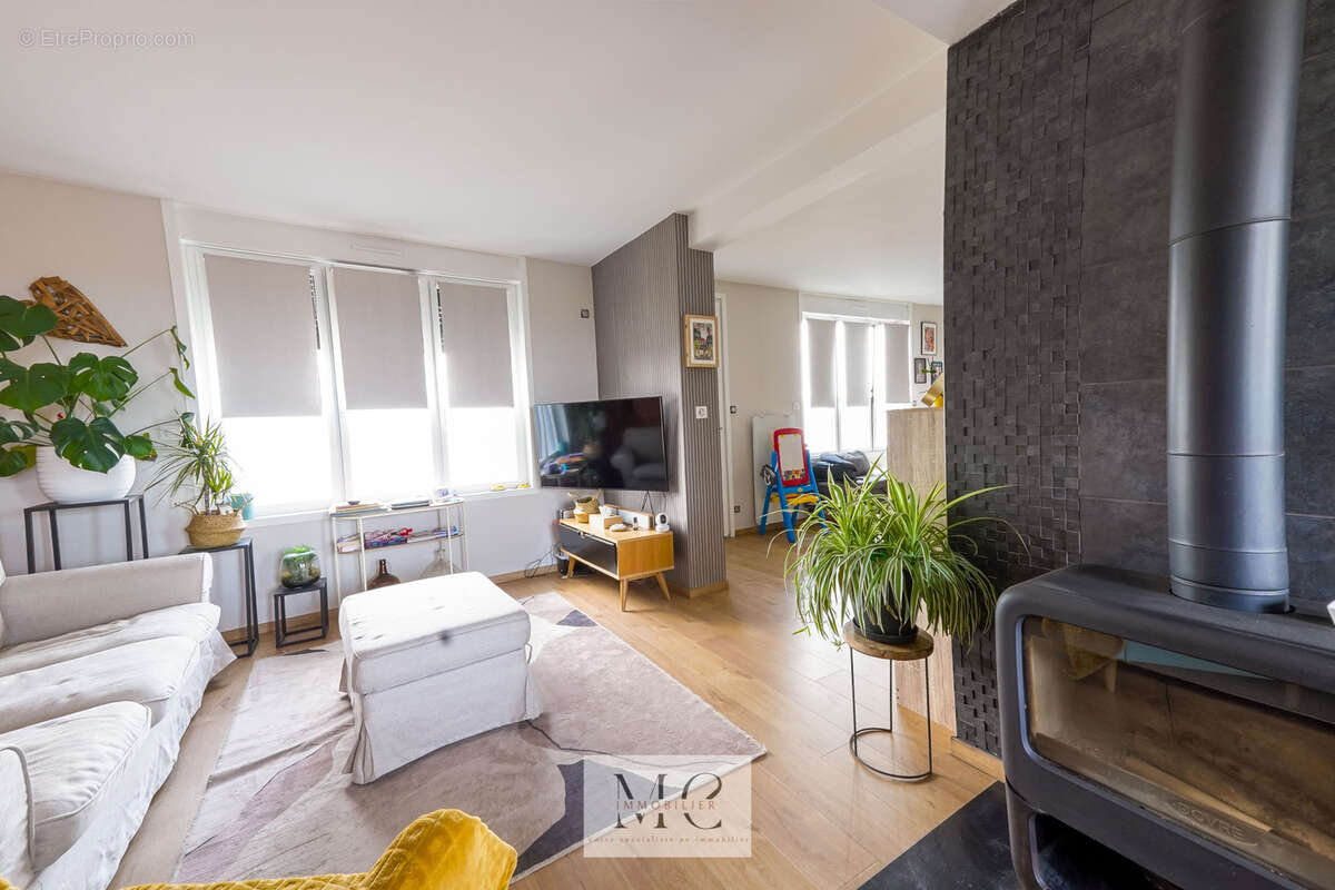 Semi plain pied individuel avec jardin et garage - photo 3