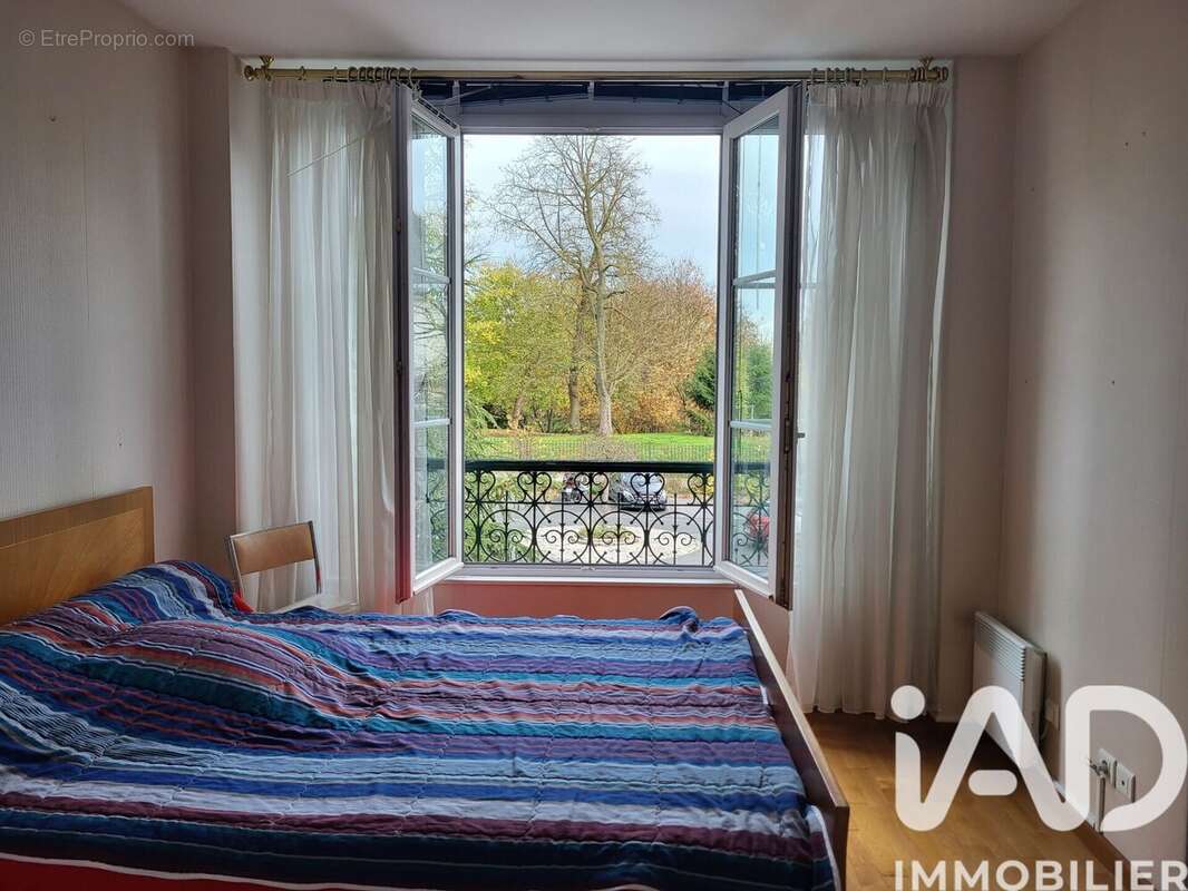 Photo 9 - Appartement à EPINAY-SUR-SEINE