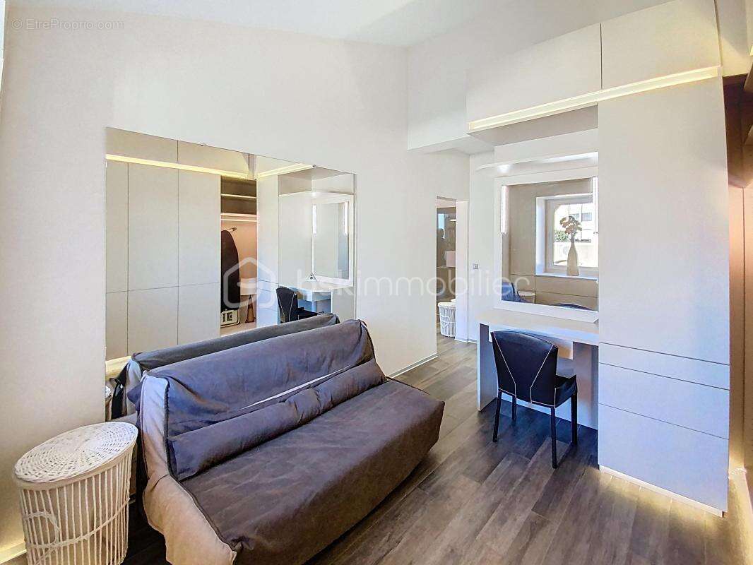 Appartement à LATTES