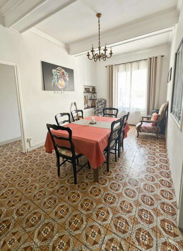 Maison à SALLES-D'AUDE