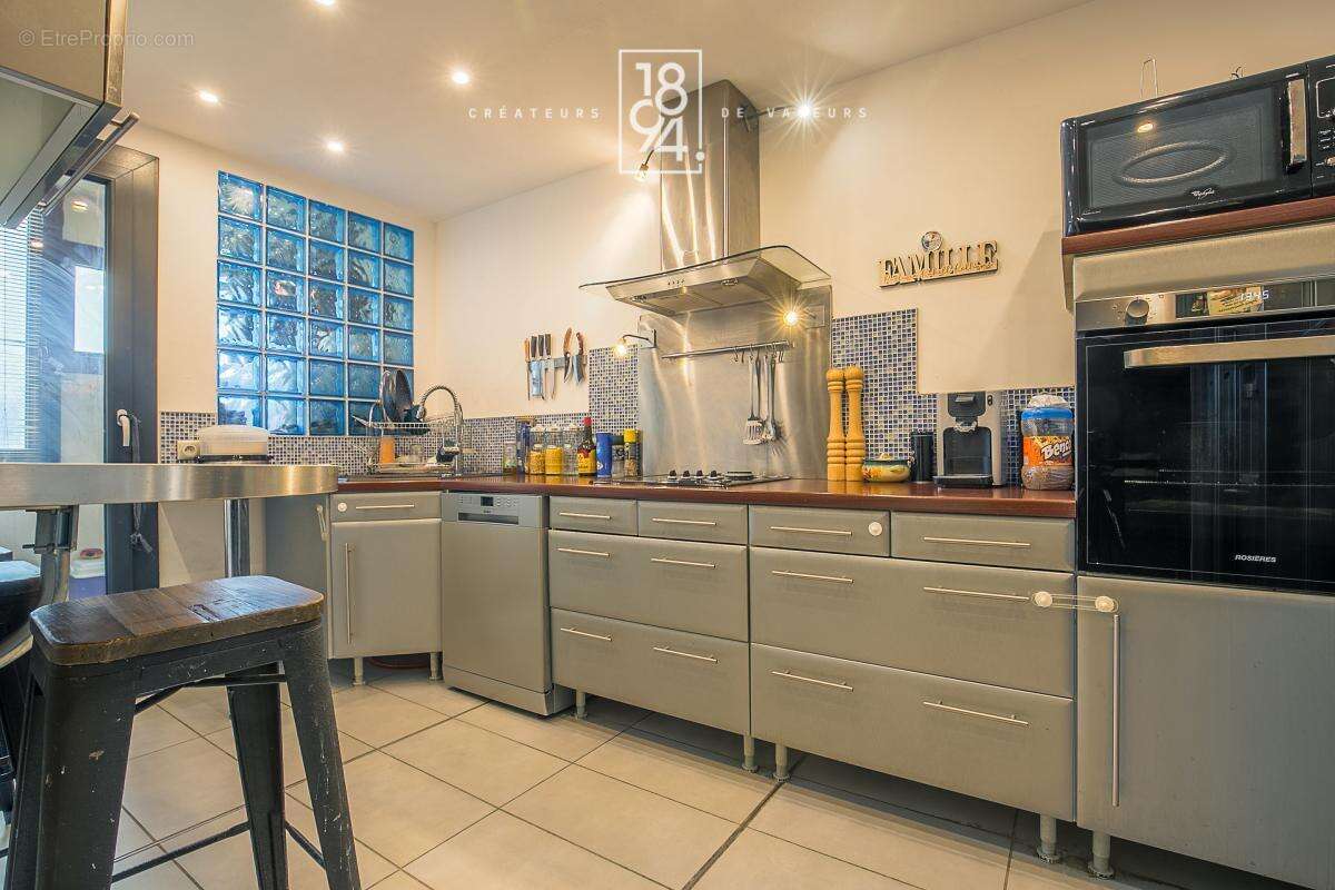 Appartement à MARSEILLE-13E