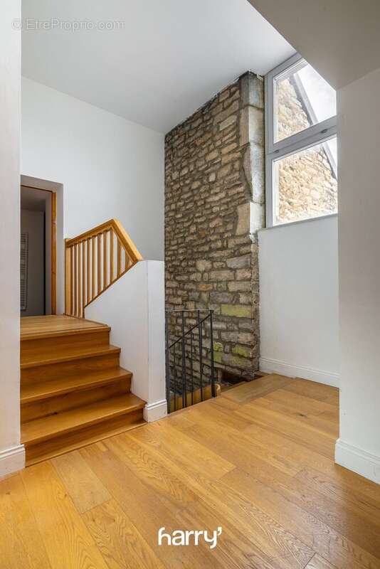 Appartement 70 m² à Besancon  - photo 9