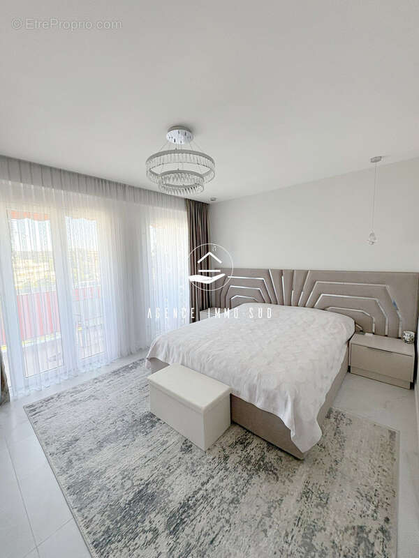 Appartement à CAGNES-SUR-MER