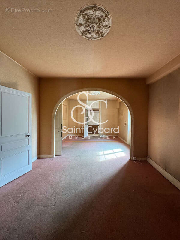 Maison Angouleme - Quartier la madeleine - 151m² environ - photo 10