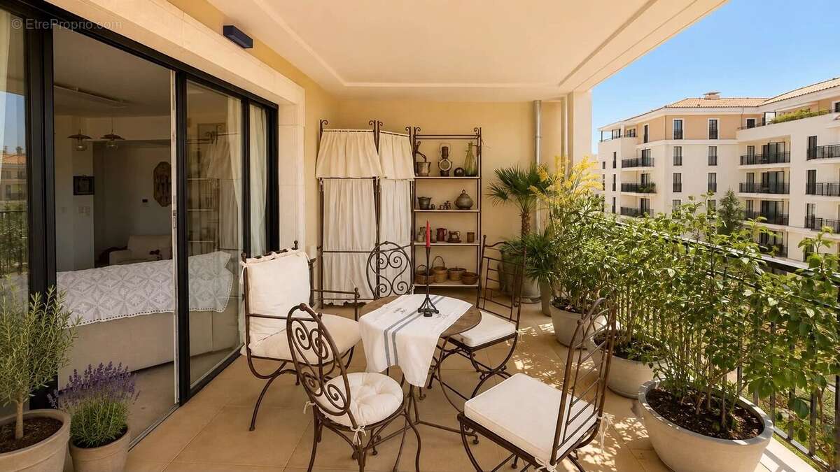 Magnifique T3 - Centre-ville Aix avec terrasse et garage - photo 7