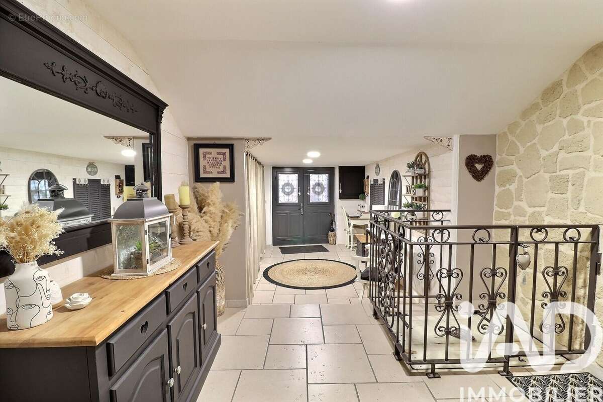 Photo 2 - Maison à GINASSERVIS