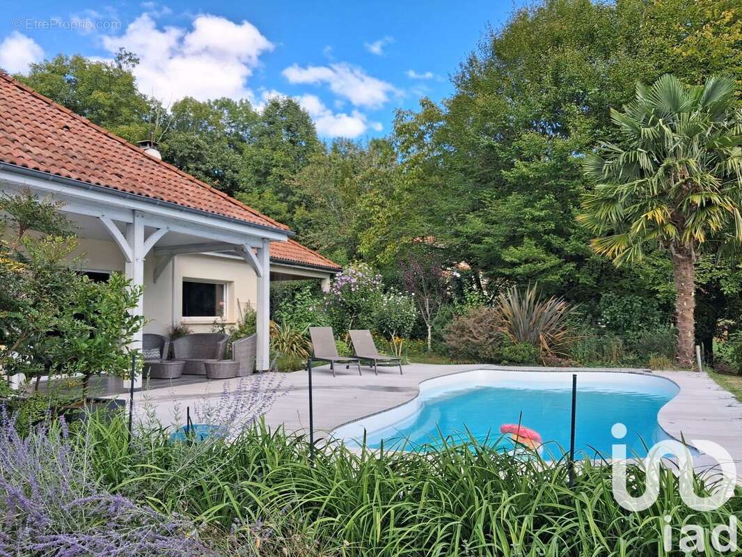 Photo 3 - Maison à CAHUS