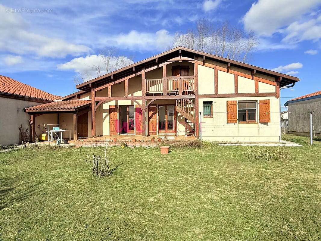 Maison à SAINT-VINCENT-DE-TYROSSE