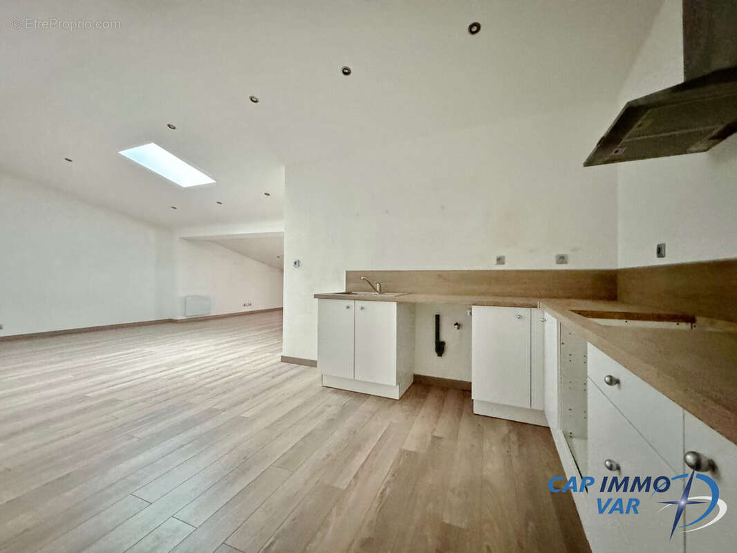 Appartement à LE BEAUSSET