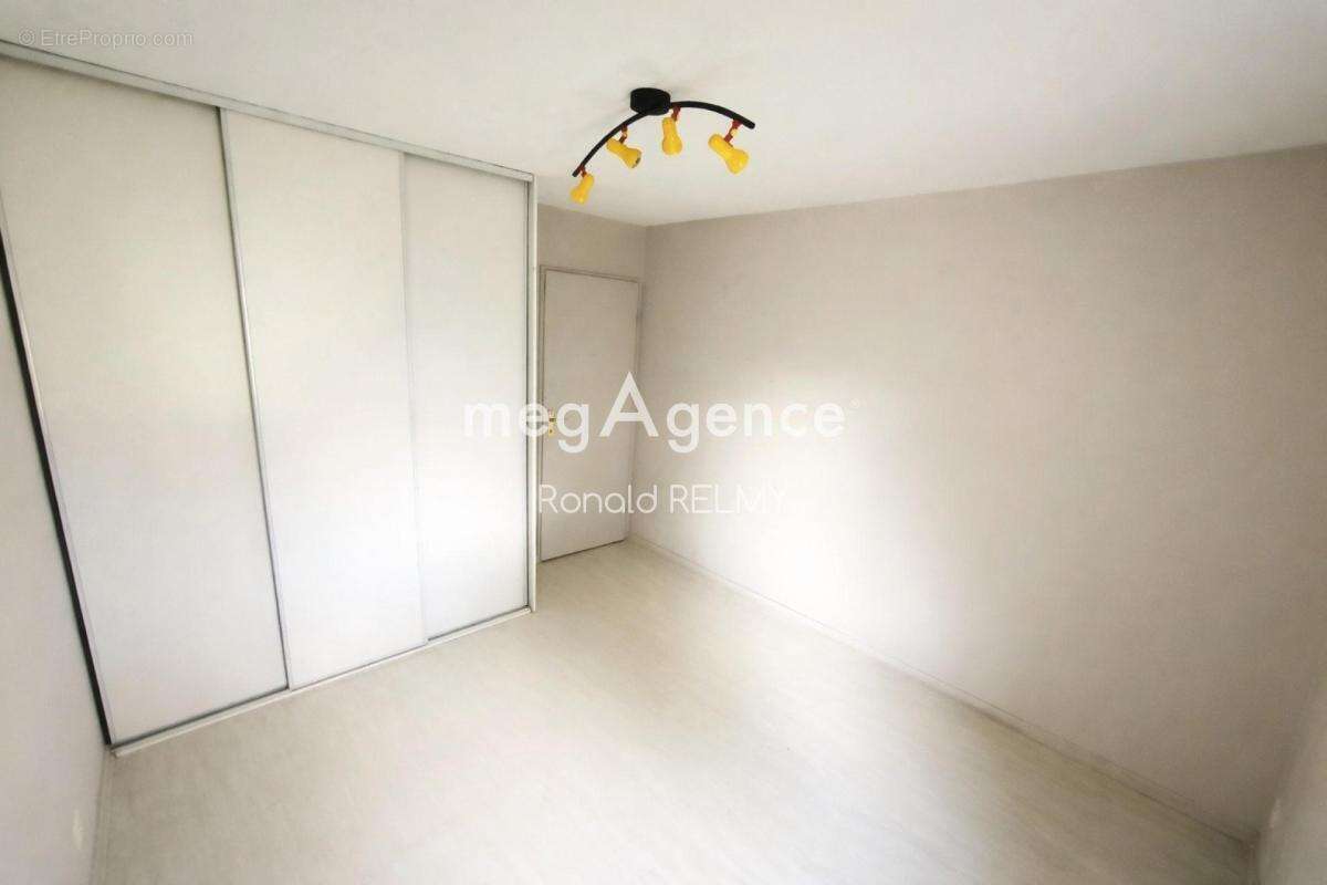 Maison à BEAULIEU-SOUS-LA-ROCHE