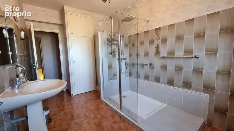 EXCLUSIVITE : Maison 4 faces de 120 m² avec grand garage - photo 9