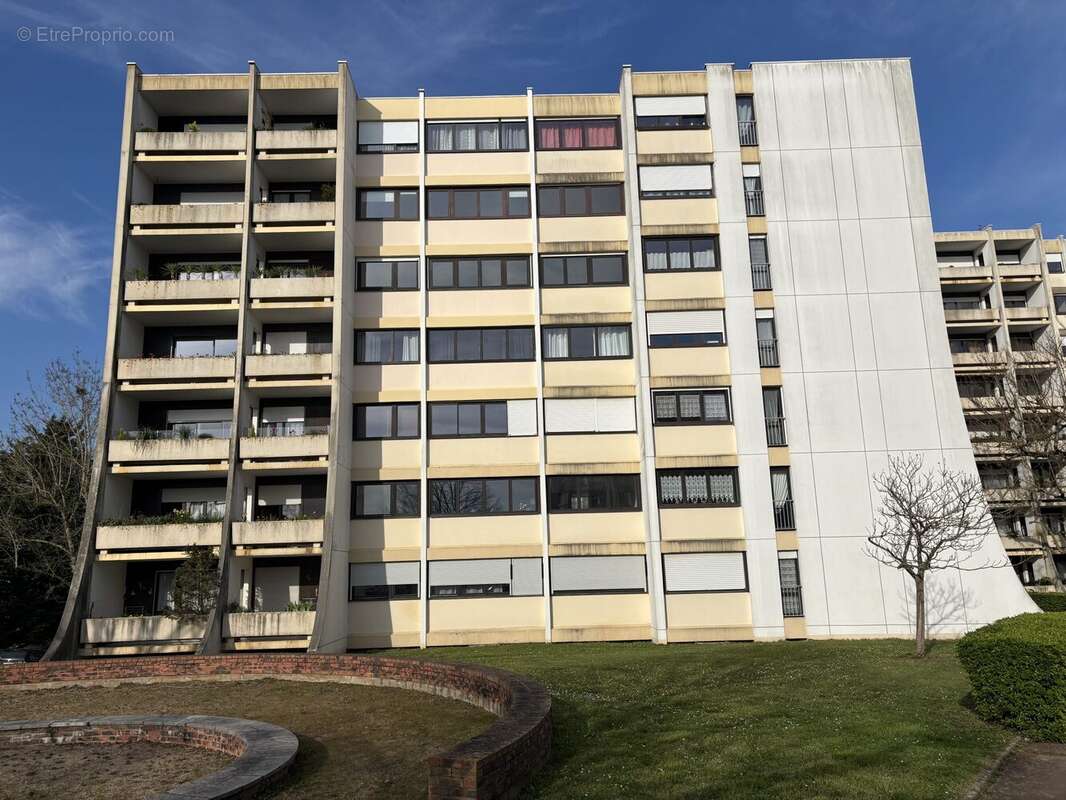 Appartement à LA CHAUSSEE-SAINT-VICTOR