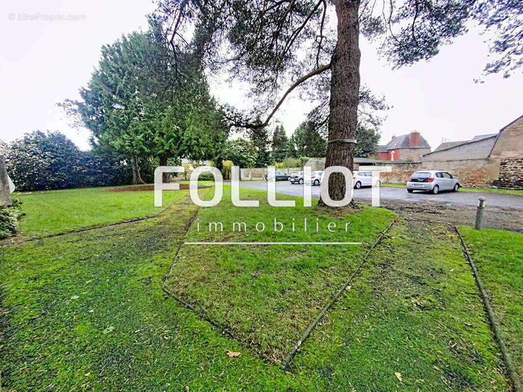 Appartement à FOUGERES