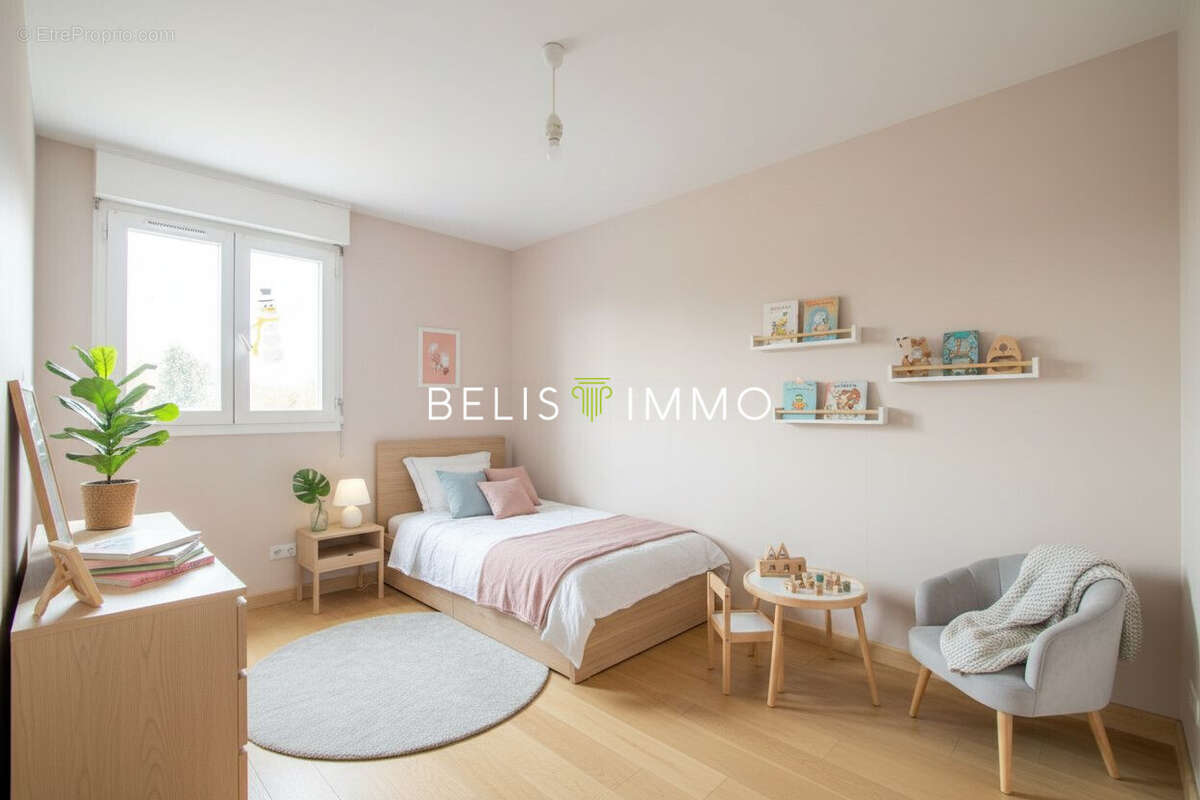 Maison à MONTLOUIS-SUR-LOIRE