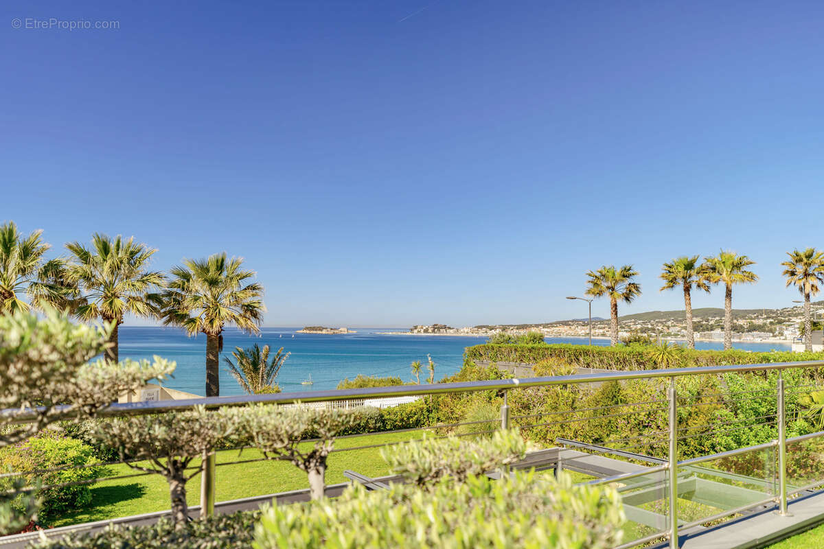 Appartement à SANARY-SUR-MER