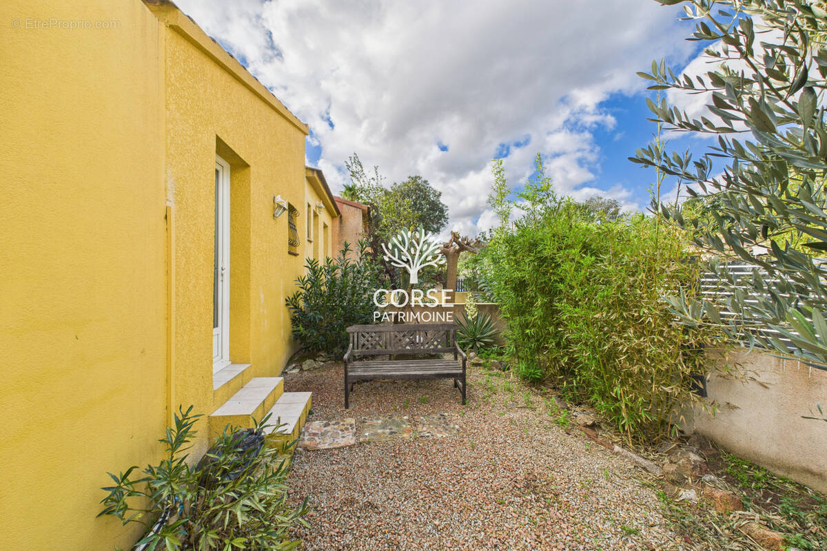 Maison à PORTO-VECCHIO