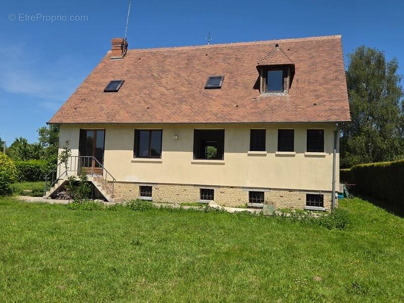Maison à SAINT-MARTIN-AUX-CHARTRAINS