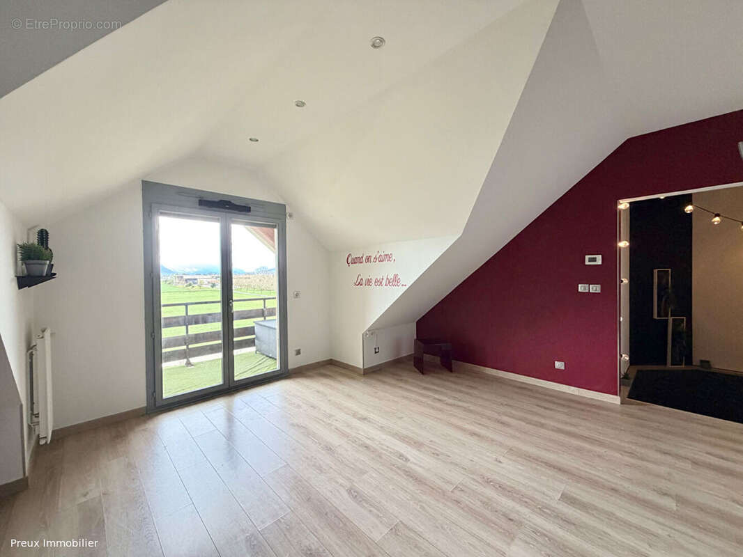 Appartement à EPAGNY