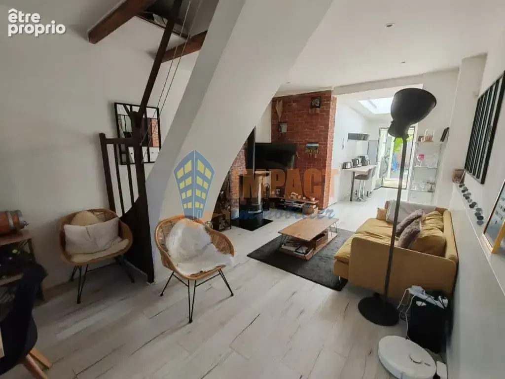Jolie 1930 rénovée avec goût, 3 chambres, jardin, quartier calme et agréable - photo 2