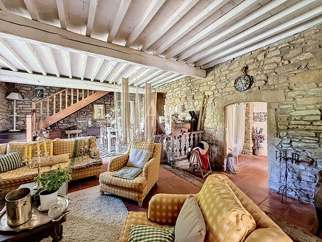 Propriété d'exception, gîte et écurie - photo 11