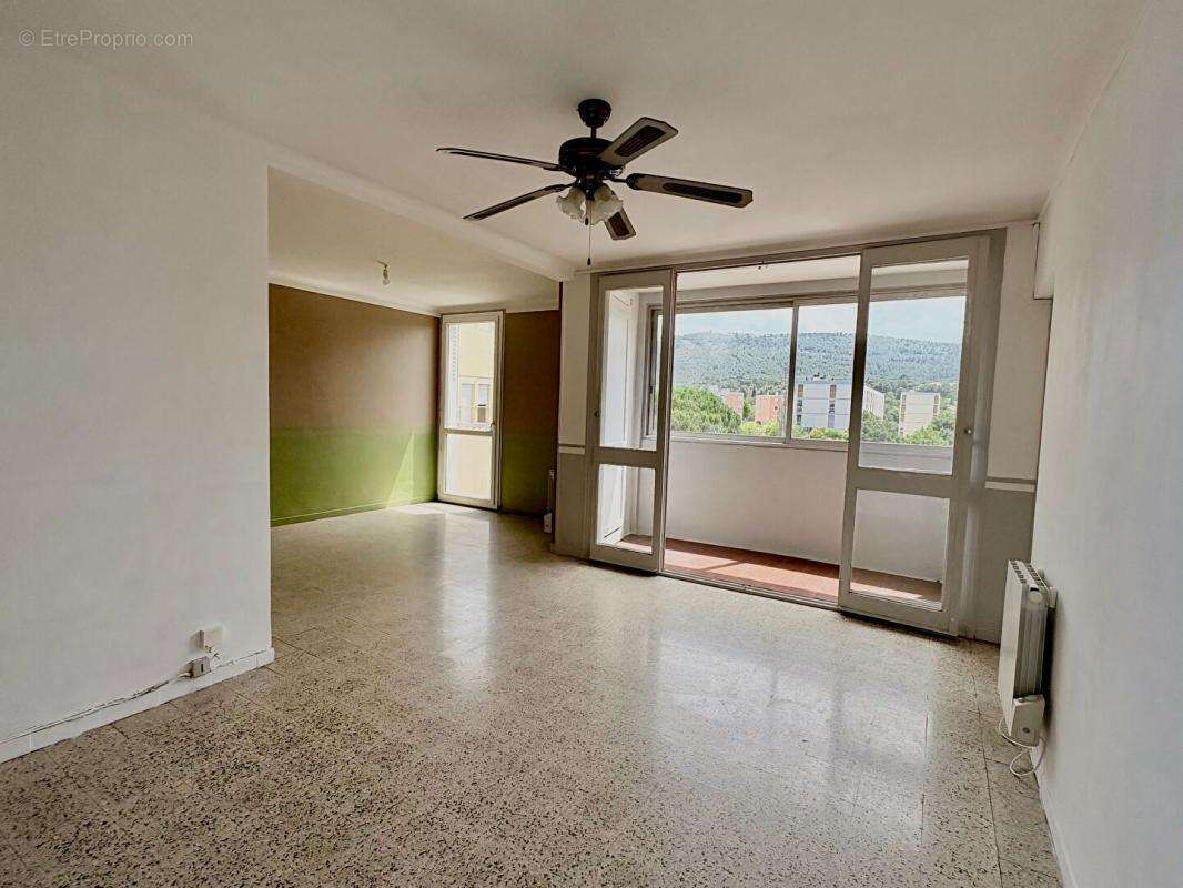 Appartement à AUBAGNE