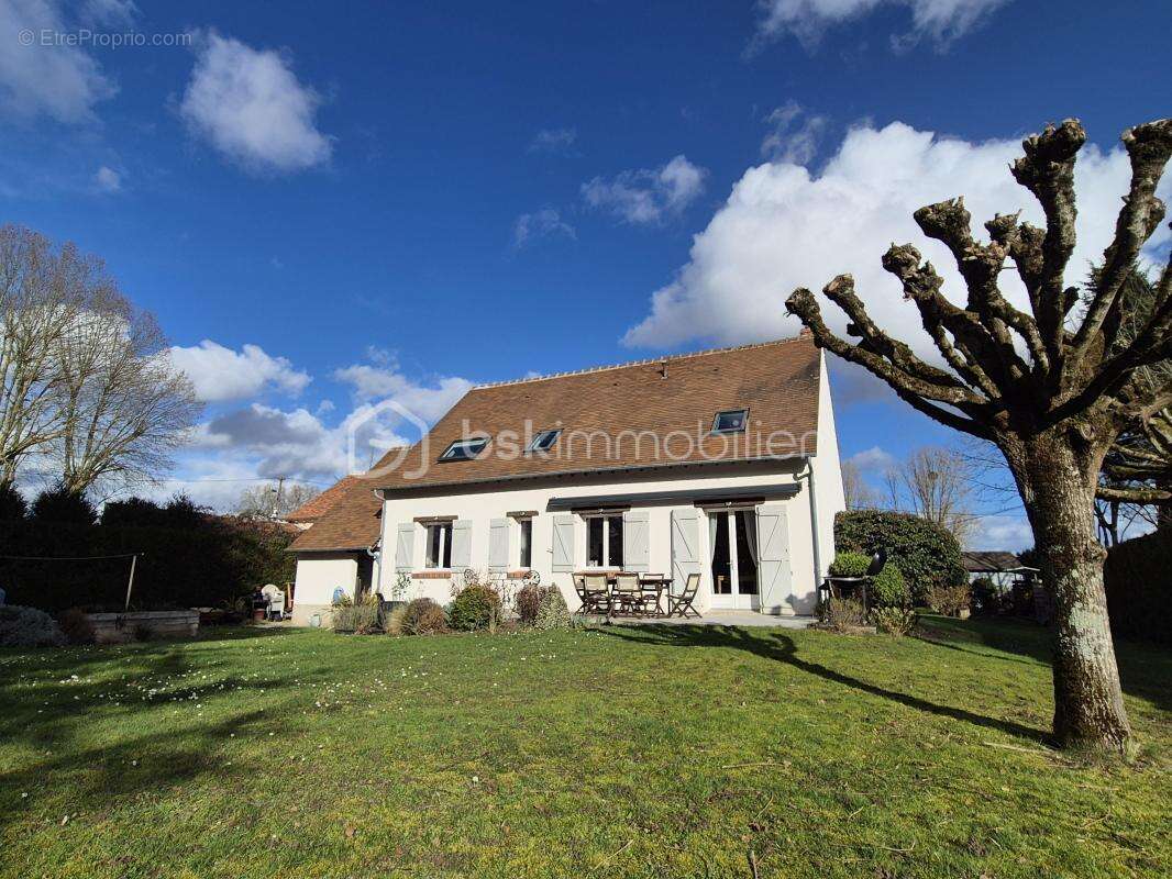 Maison à CHECY