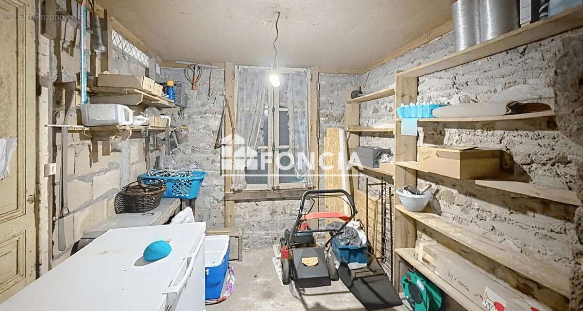 Maison à SAIRES-LA-VERRERIE