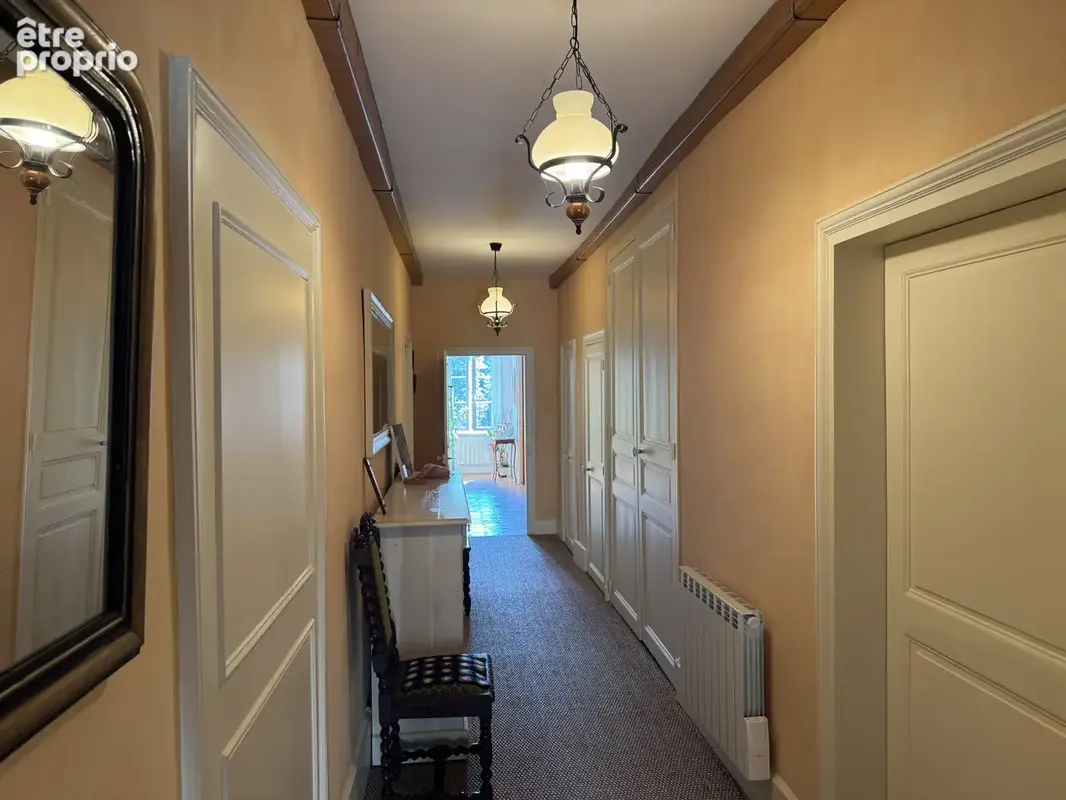 Magnifique appartement de 243 m2 a corbigny - photo 3