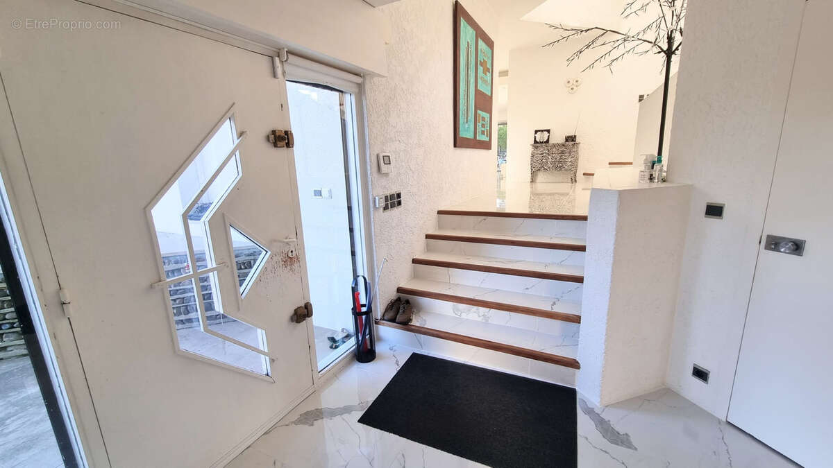 Maison à MAZEROLLES