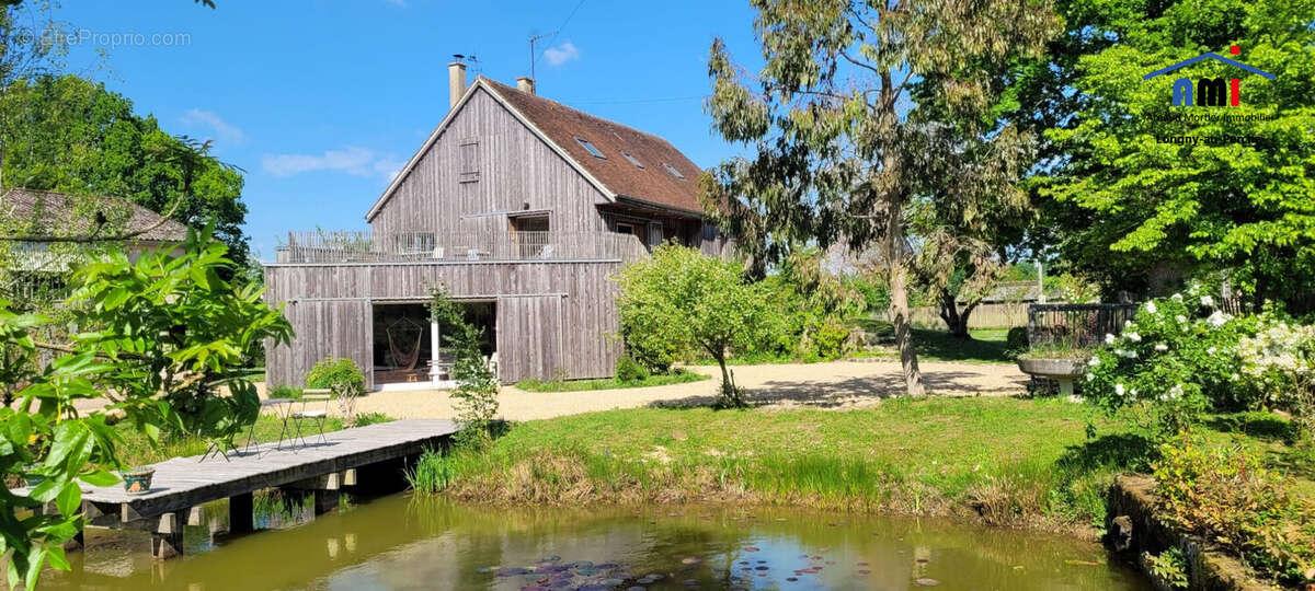 Maison à LONGNY-AU-PERCHE