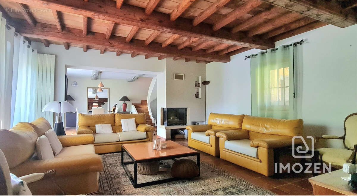 Maison à BRIGNOLES