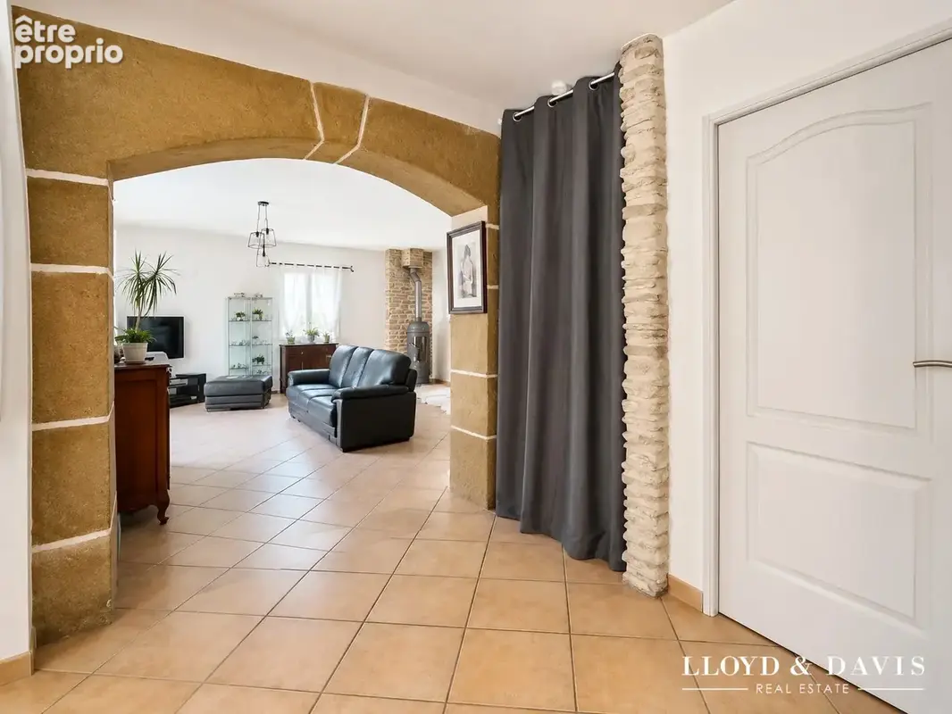 Maison 5 pièces 160 m² à vendre à Romans-Sur-Isere (26100) - photo 9